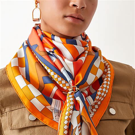 comment porter un foulard hermes|used hermes scarves for sale.